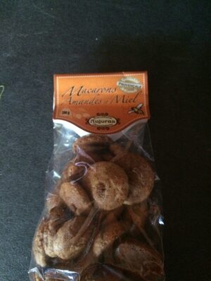 Macarons  amanes et miel