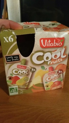 Cool Fruits Pomme Pêche Abricot + Acérola et Pomme Poire + Acérola front packaging