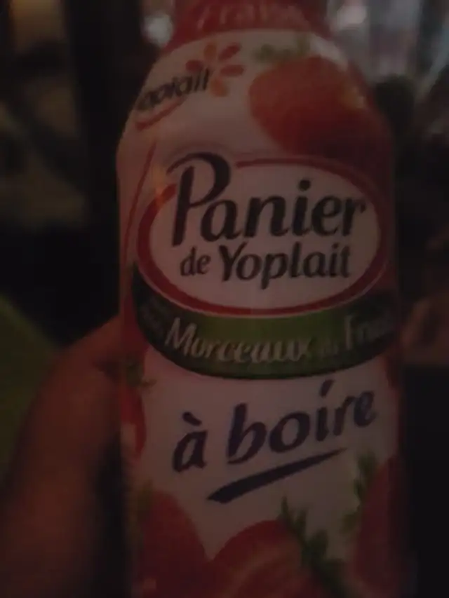 Panier de Yoplait ingredients label