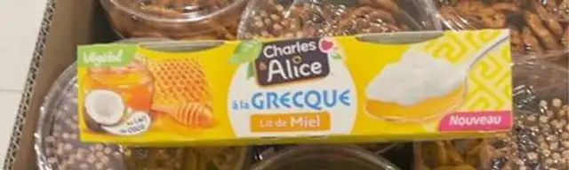 A la grecque front packaging