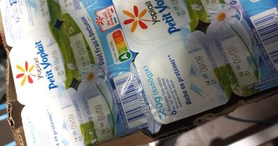 Fromage frais nature au lait demi-écrémé.