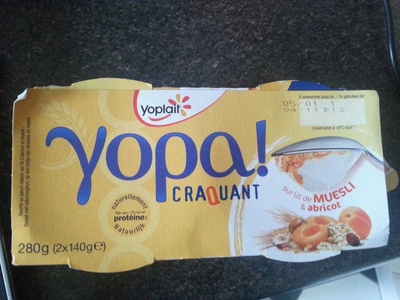 yopa craquant sur lit de muesli & abricot