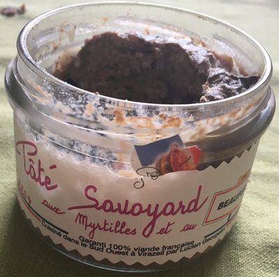 Pâté savoyard aux myrtilles et au beaufort