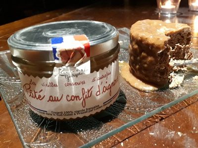 Pâté au confit d'oignons
