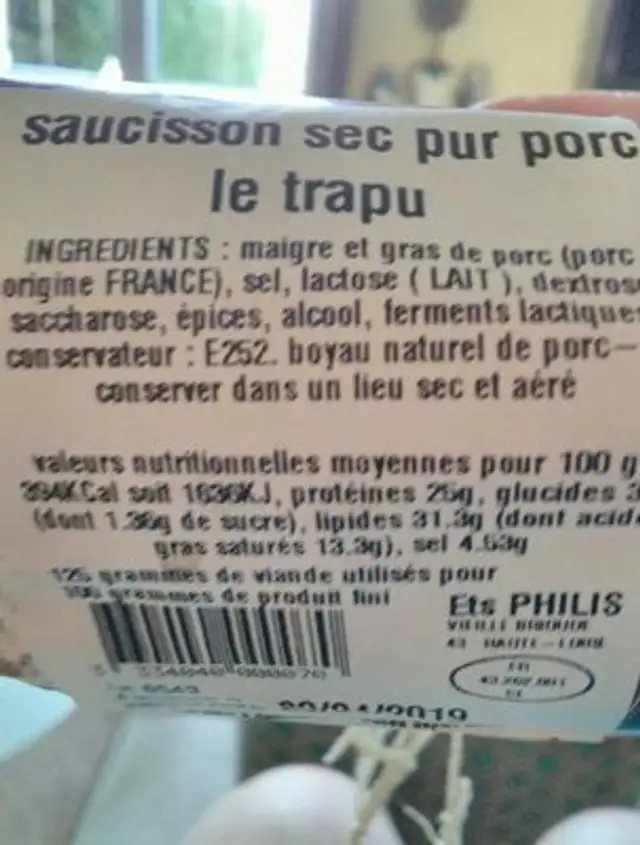Saucisson ingredients label