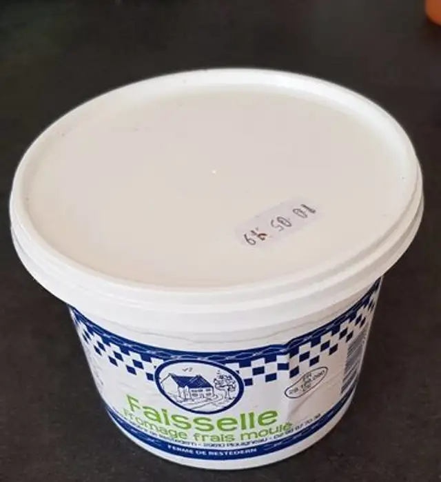 Faisselle fromage frais moulé