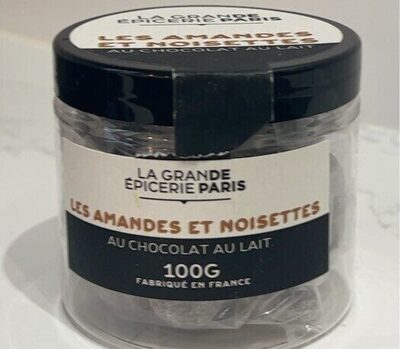 Les amandes et noisettes