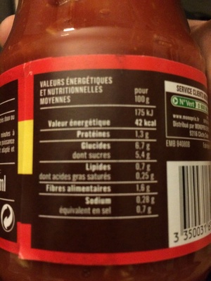 Pulpe de tomate cuisinée aux oignons et à l'ail