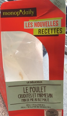 Sandwich au filet de poulet crudités et parmesan