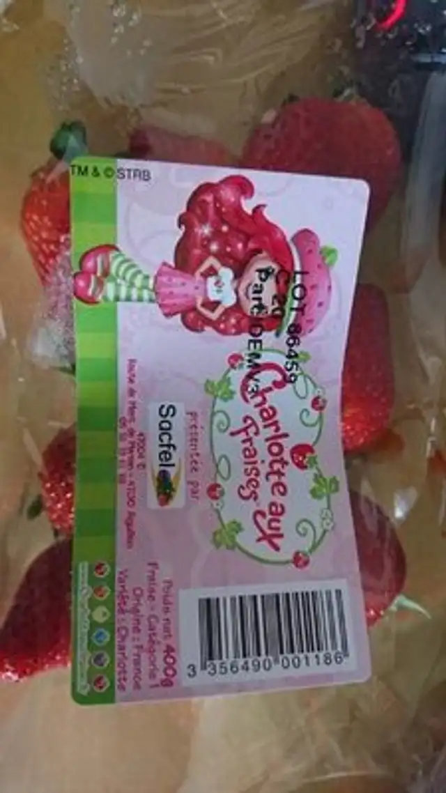 Fraise variété Charlotte nutrition facts table