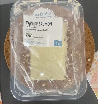 Pavé de saumon tagliatelles et sauce au beurre blanc