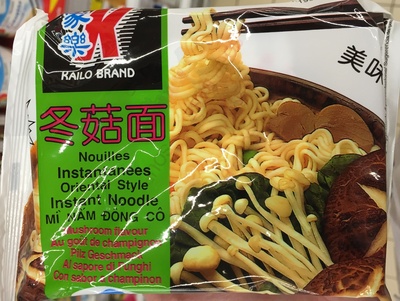 Nouilles instantanées au goût de champignon