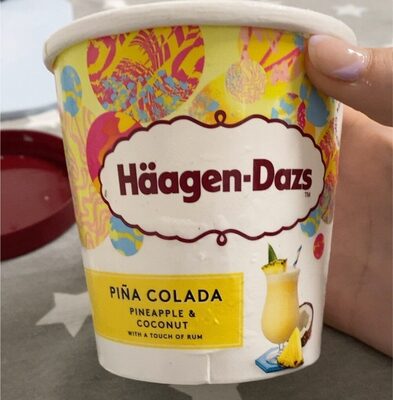Helado piña colada