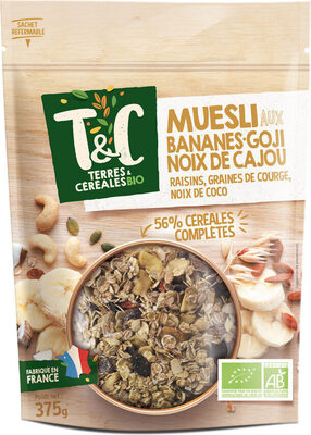 Muesli bananes, goji, noix de cajou, raisins, graines de courge, noix de coco