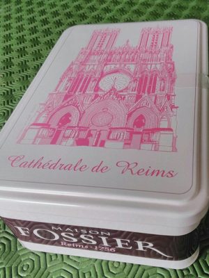 Biscuits roses de reims front packaging
