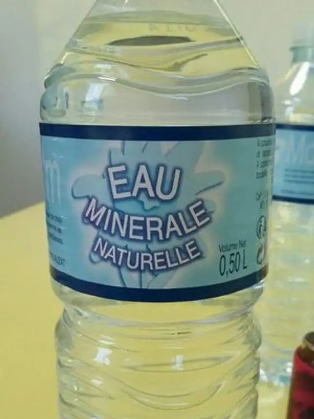 Eau minérale