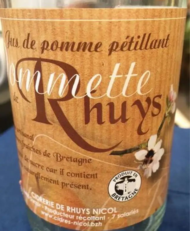 Jus de pomme petillant