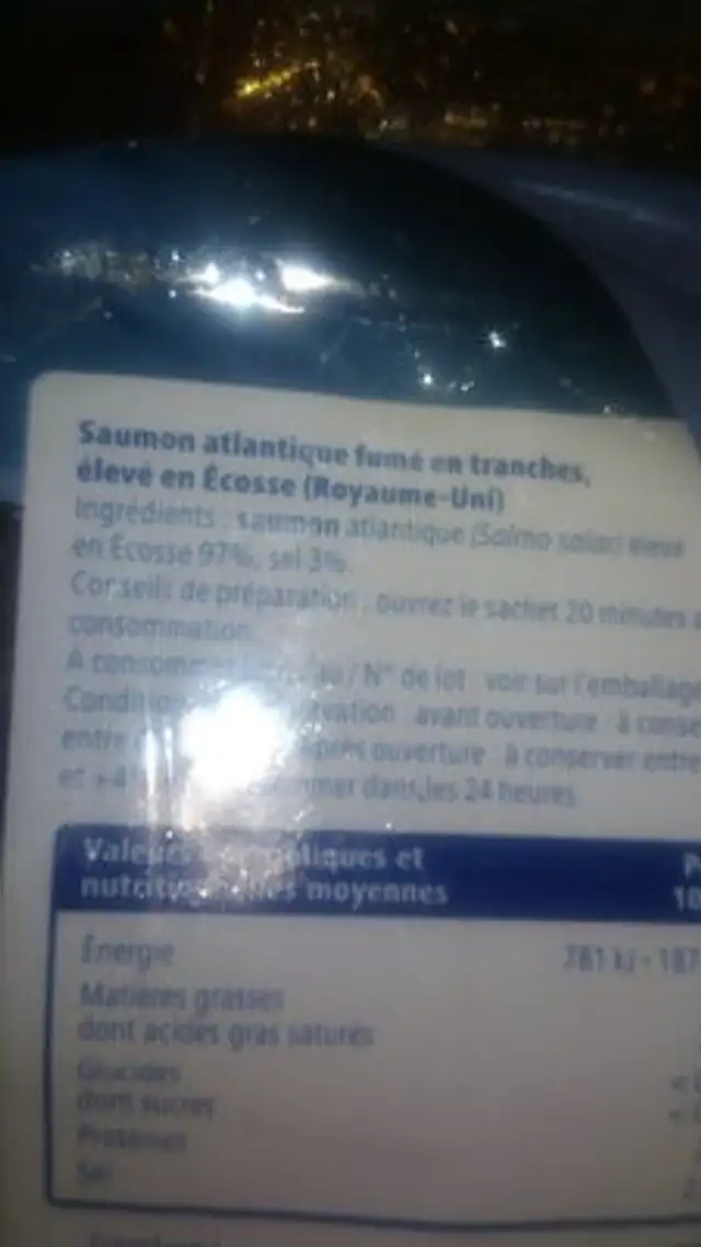 Saumon fumé de l'Atlantique ingredients label