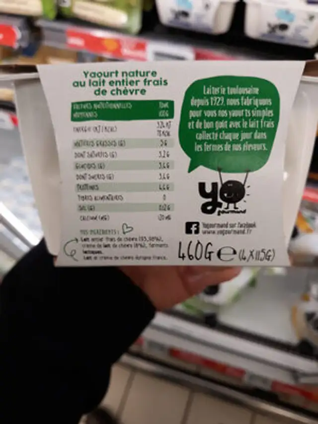 Yaourt au lait de chevre nature nutrition facts table