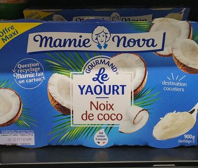 Mamie nova noix de coco