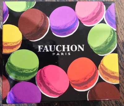 Macarons front packaging
