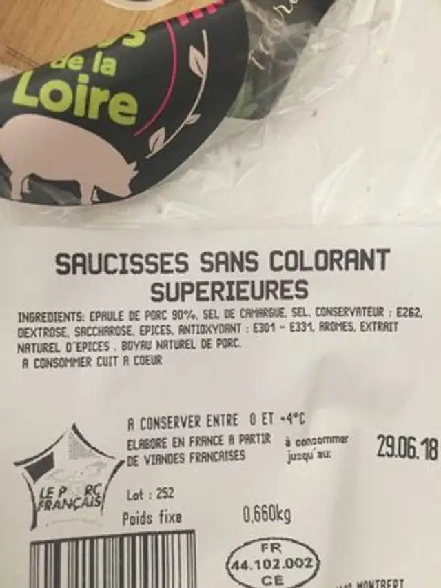Grosses saucisses natures sans colorant PIVETEAU, 6 pieces ingredients label