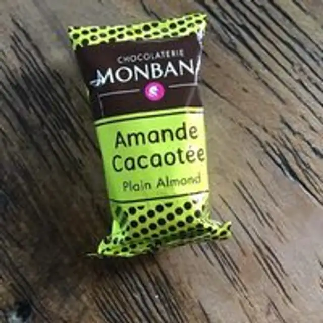 Amandes cacaotees Monbana