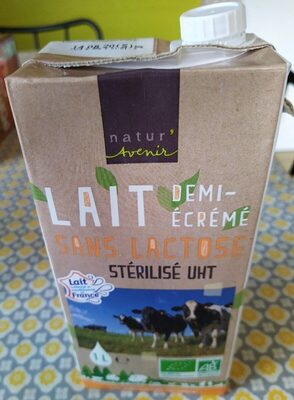 Lait demi-écrémé sans lactose front packaging