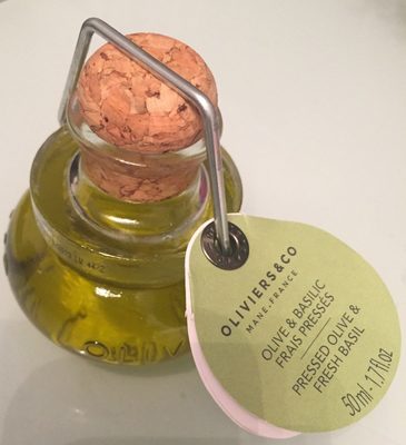 Huile d'olive et basilic