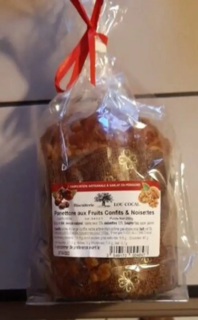 Panettone aux fruits confits et noisettes front packaging