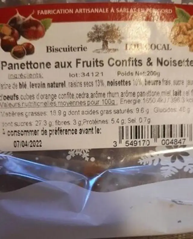 Panettone aux fruits confits et noisettes nutrition facts table