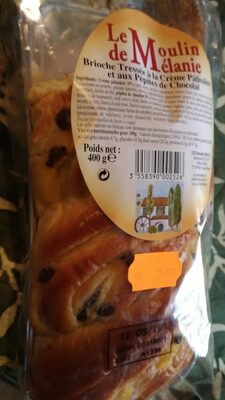 Brioche tressée à la crème pâtissière pépites chocolat