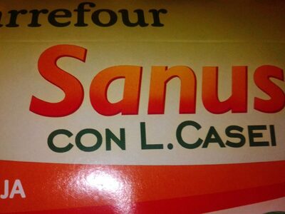 Sanus con L. casei naranja fuente de vitaminas B6 y D