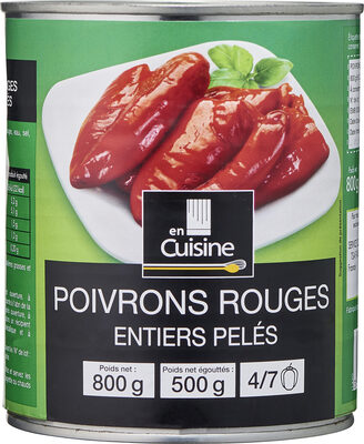 Poivrons rouges entiers pelés