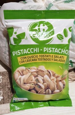 Pistacchi con guscio tostati e salati