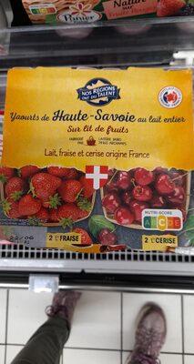 Yaourt au Lait Entier de Haute Savoie sur Lit de Fruits Rouges