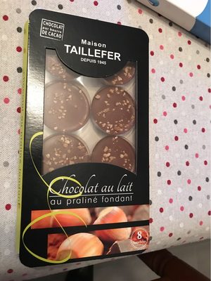 Chocolat au lait au praline fondant front packaging
