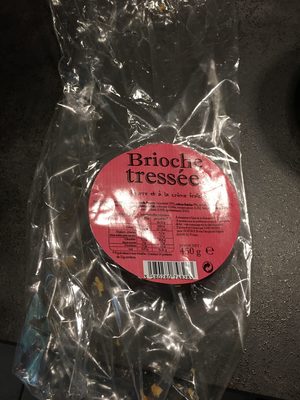 Brioche tressée au beurre et à la crème fraîche