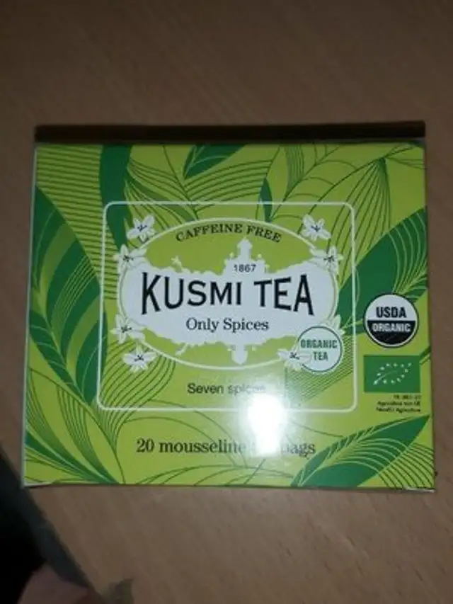 Kusmi tea only spices front packaging
