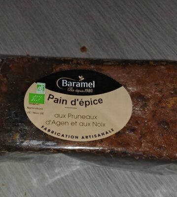 Pain d'épice aux pruneaux et aux noix