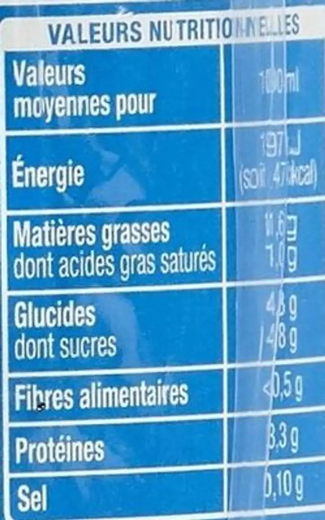 Lait demi-écrémé nutrition facts table