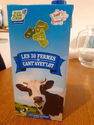 Lait demi-ecreme UHT