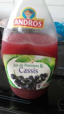 Jus de pomme et cassis