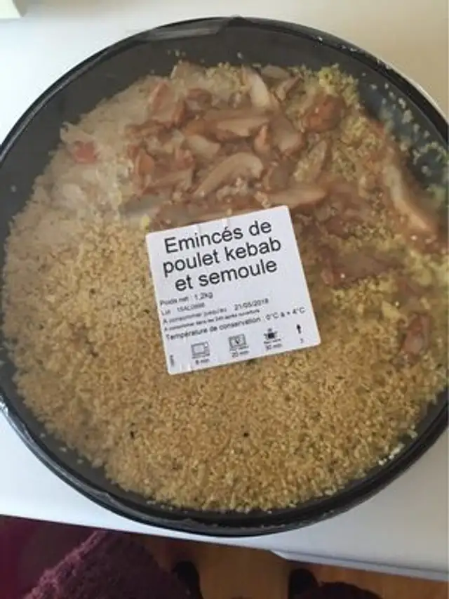Eminces de poulet Kebab et semoule