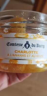 charlotte a l'ananas et au rhum