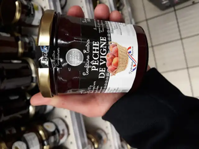 Confiture Extra Peches de Vignes ingredients label