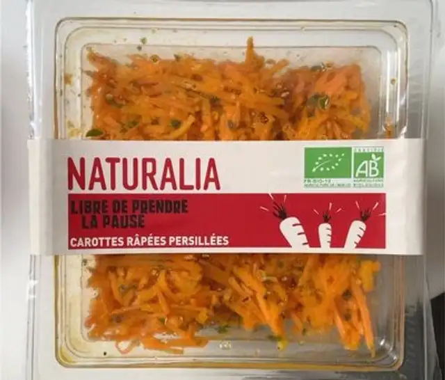 Carottes râpées et persillées front packaging