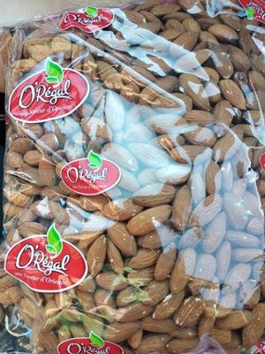 Amandes Carmel Crues front packaging