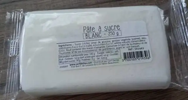 Pâte à sucre blanche