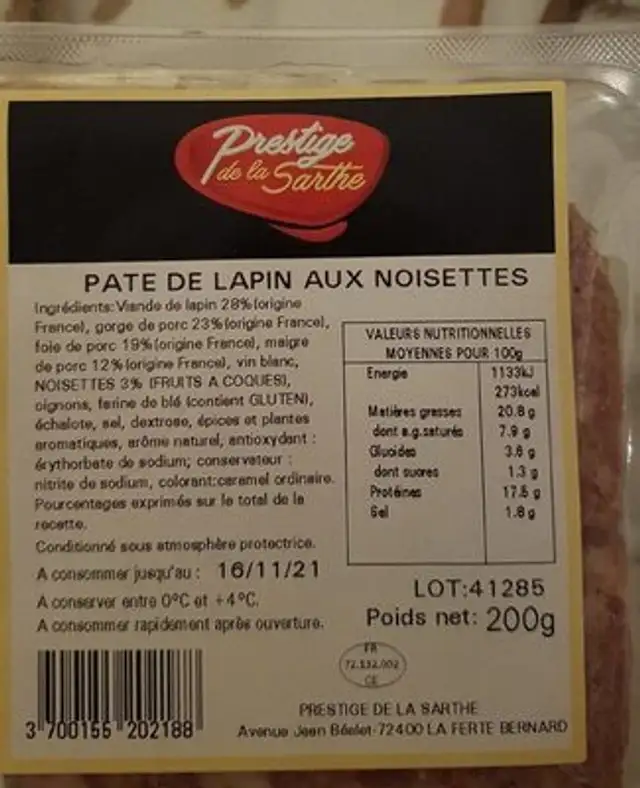 Paté de lapin aux noisettes